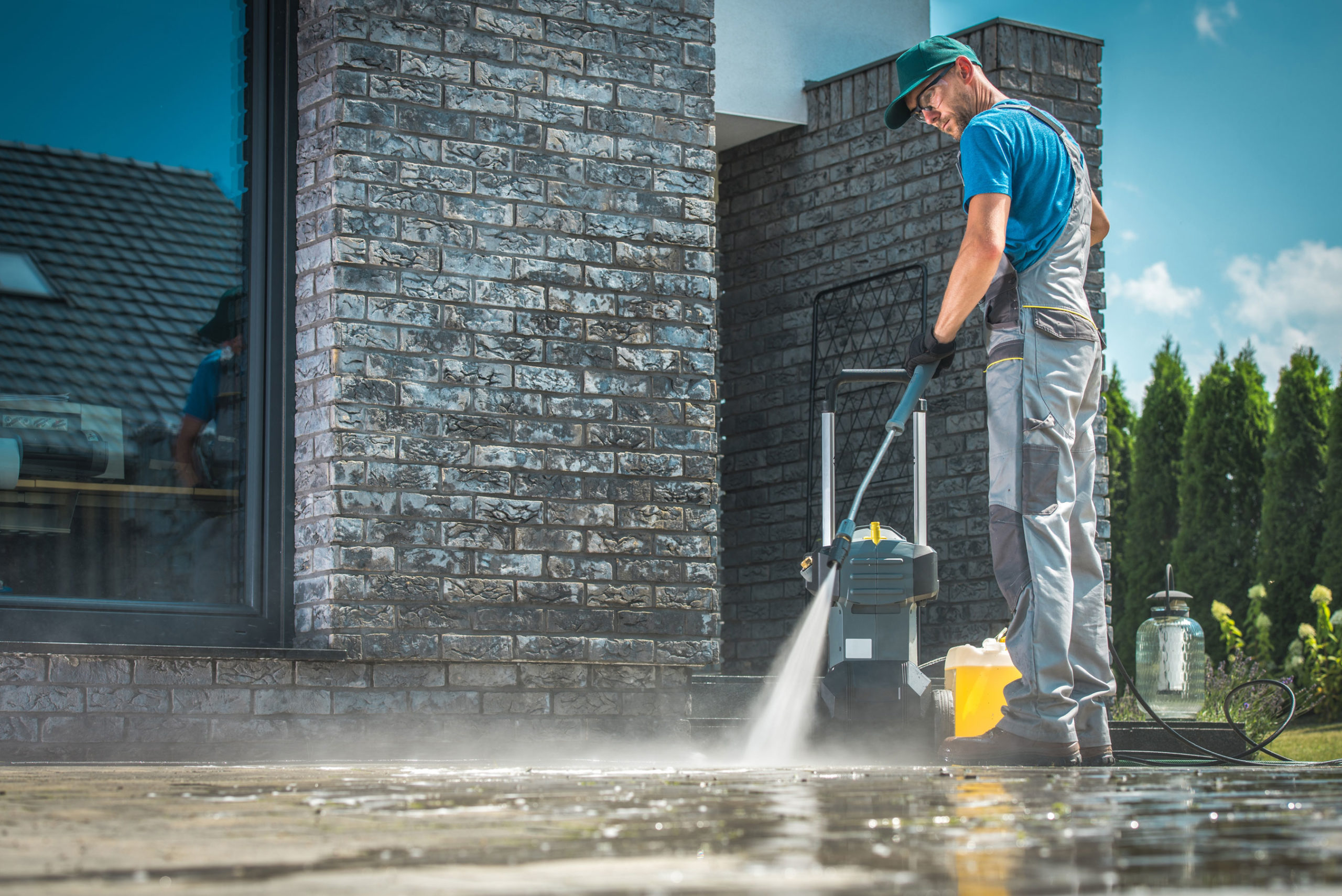 landscaper-pressure-wash-final-scaled-3519647060
